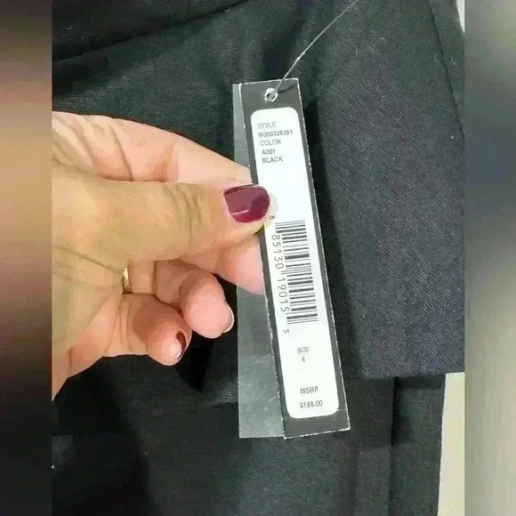 Host Pick 🤩 NWT Alice and Olivia skirt - Picture 7 of 7